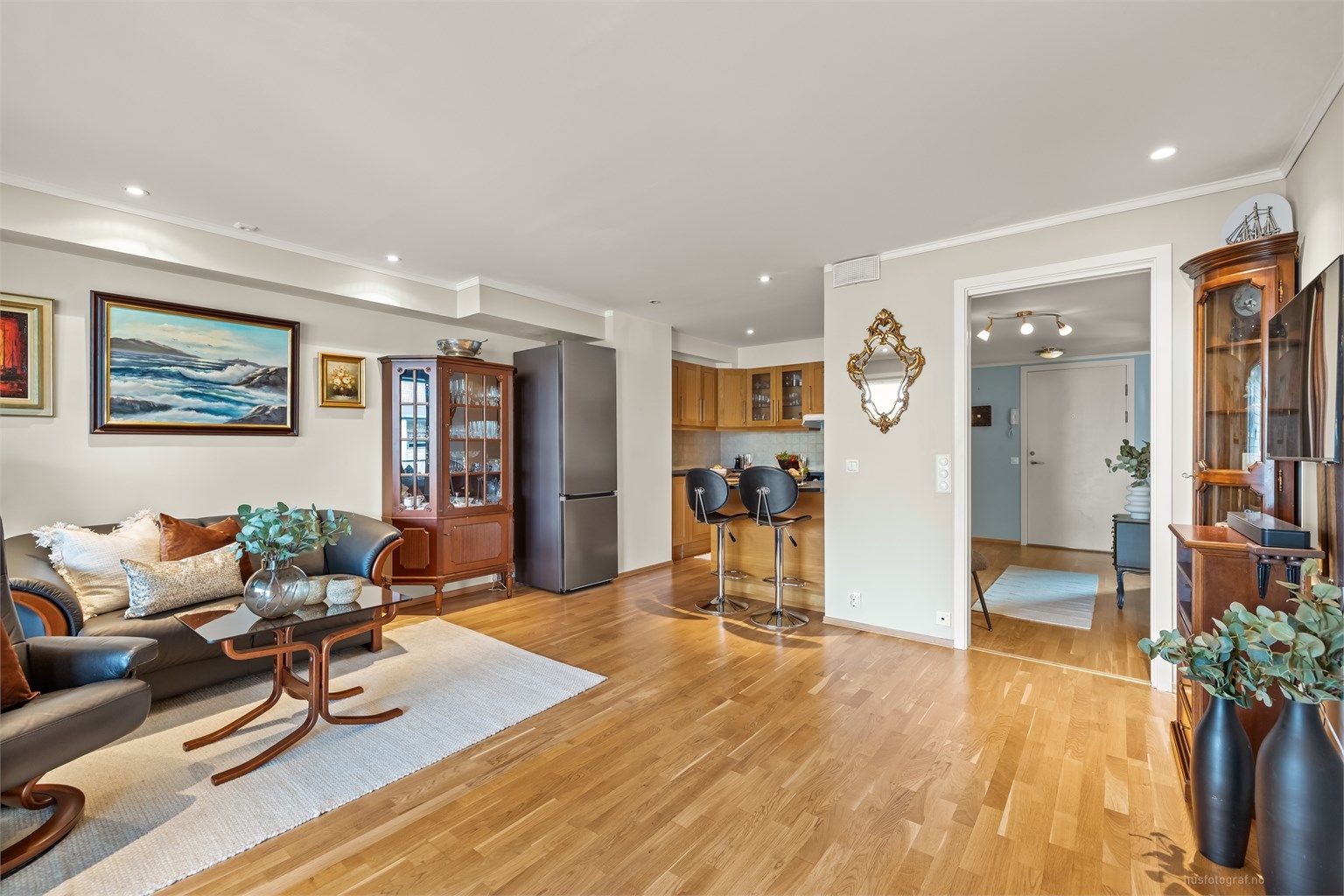 Pen 3-roms eierleilighet beliggende i 4. etasje