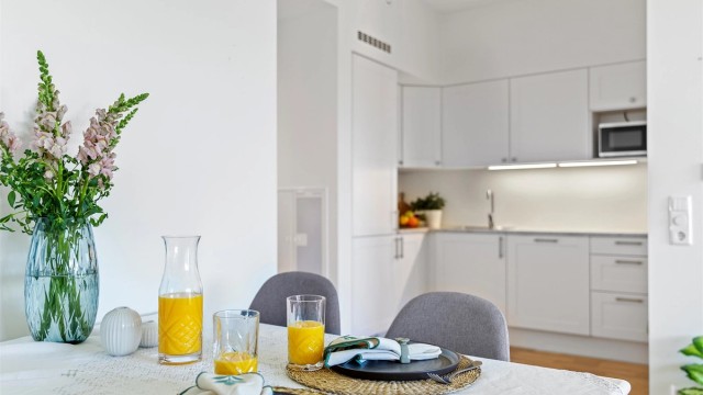 Den sosiale sonen binder sammen matlaging og spiseplass på en naturlig måte.