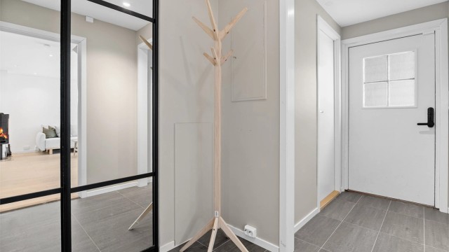 Lagt varmekabler i entré i 2019