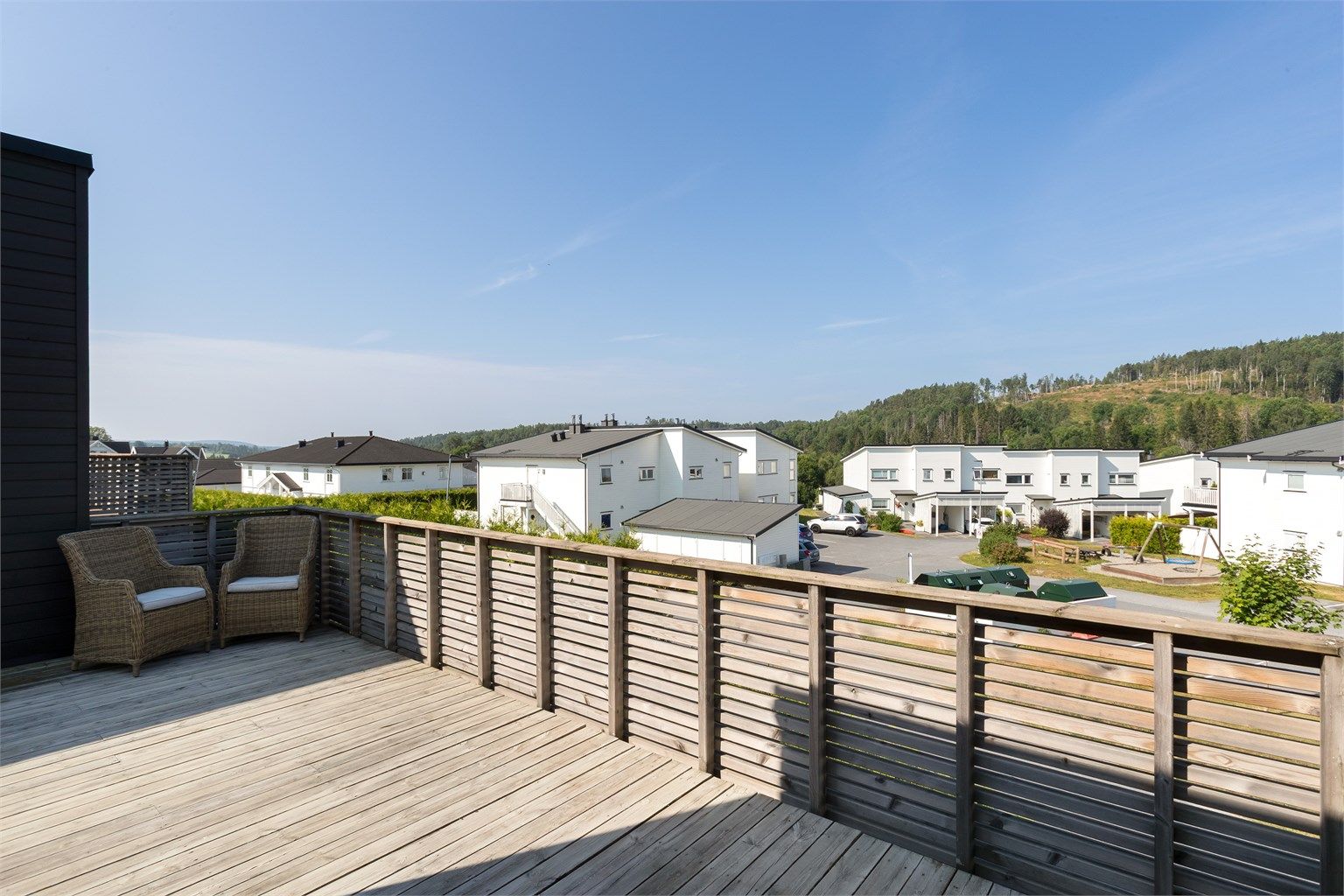 Takterrassen er en flott forlengelse av loftstuen.