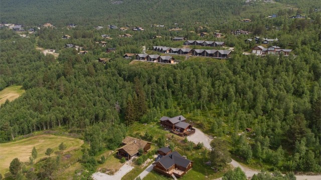 Kort avstand til flotte turområder som Tafjordfjella og Romsdalen.
