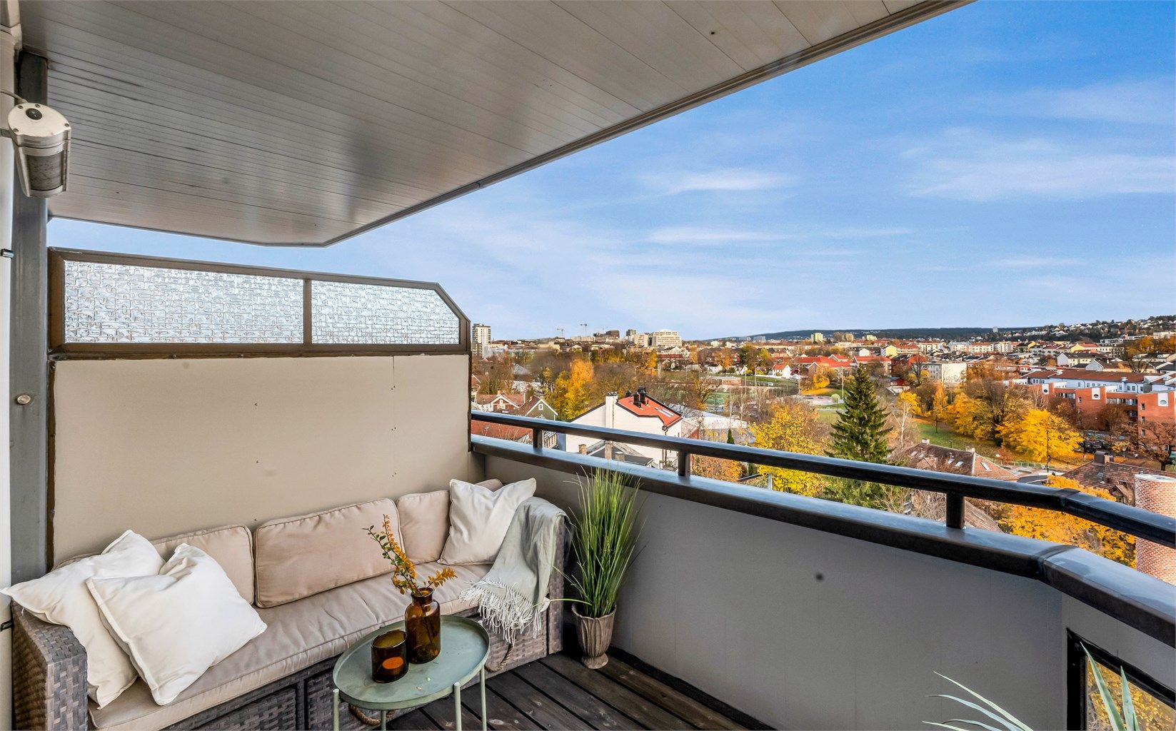 Sindre Nyhus v/ Krogsveen har gleden av å presenter Hølandsgata 1A!