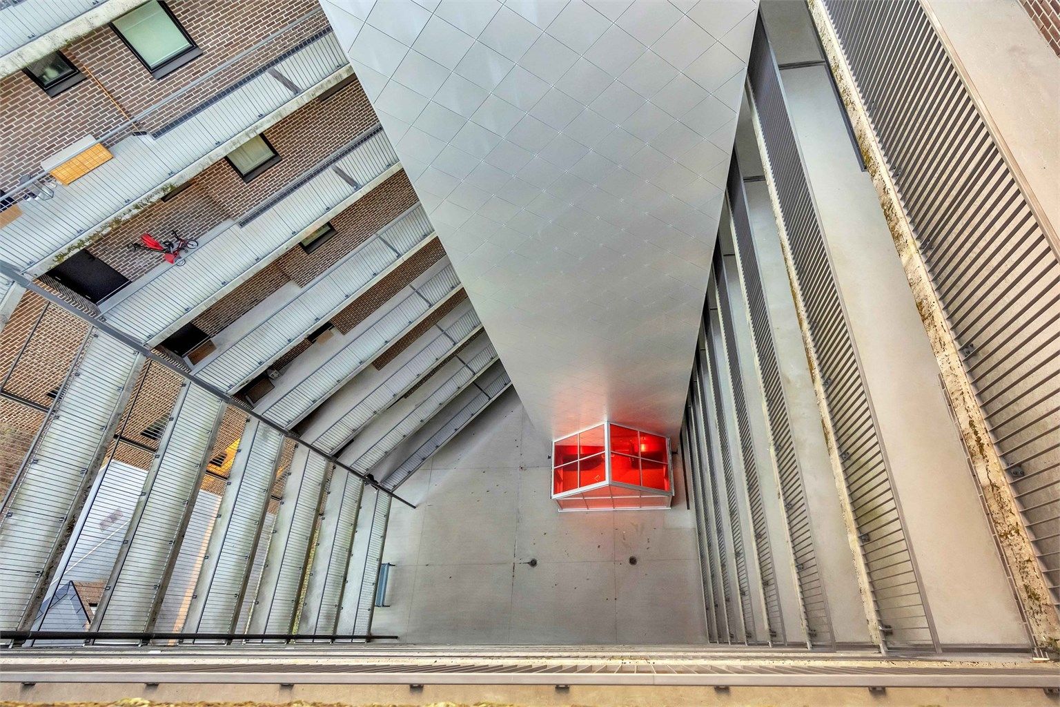 Det er også heis i bygget