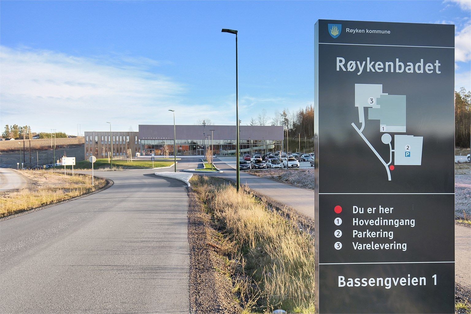 Røykenbadet med alt fra svømmehall og treningssenter, til klatrevegg og helsebygg