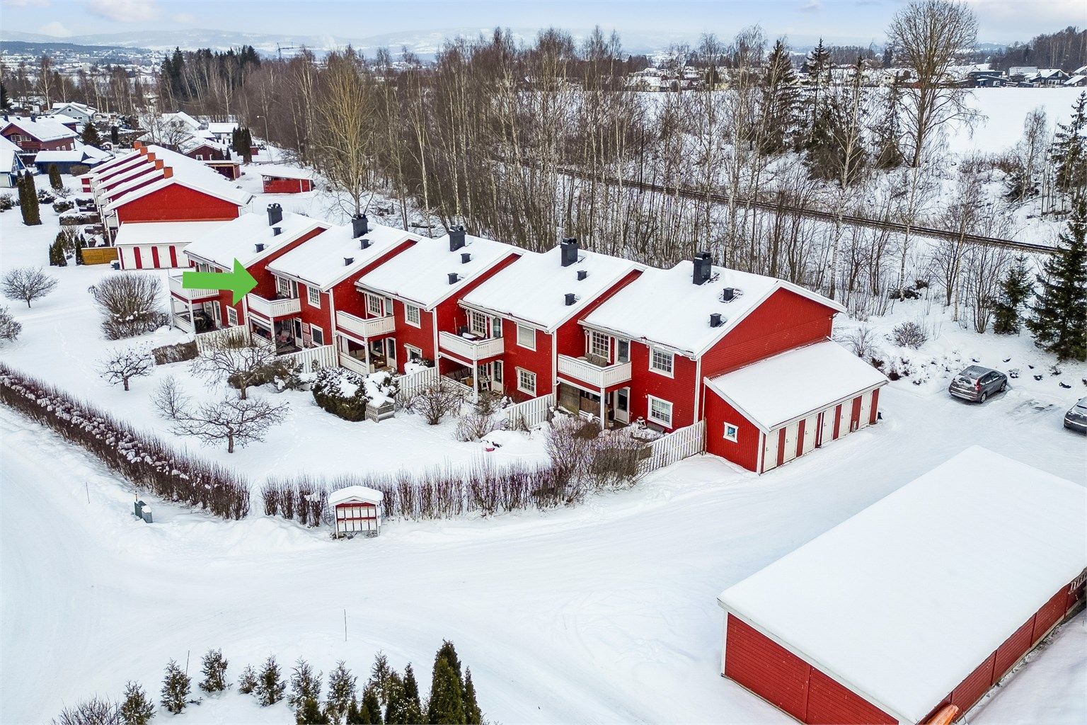 Velkommen til Kavlebruvegen 41 - Lettstelt og fin 3-roms eierleilighet med attraktiv beliggenhet. 