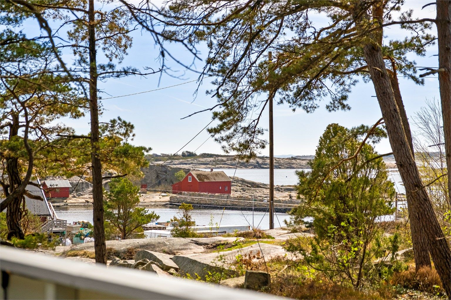 Utgårdskilen 39 presenteres av Raymond Bøhn i Krogsveen. 
Fotograf; Kristoffer Kristiansen.