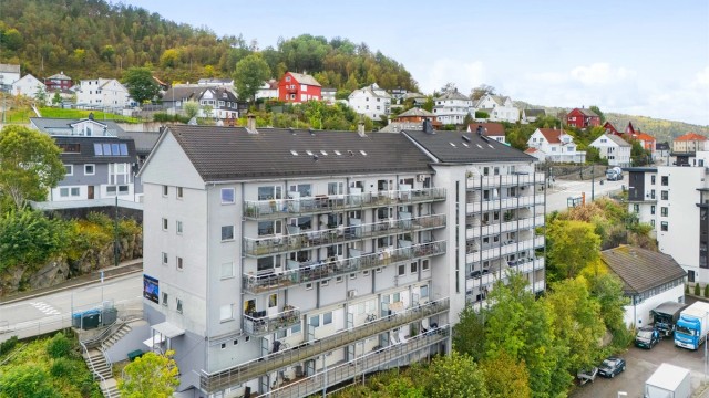 Velkommen til Kringsjåveien 99L. Sjarmerende studioleilighet på Laksevåg.