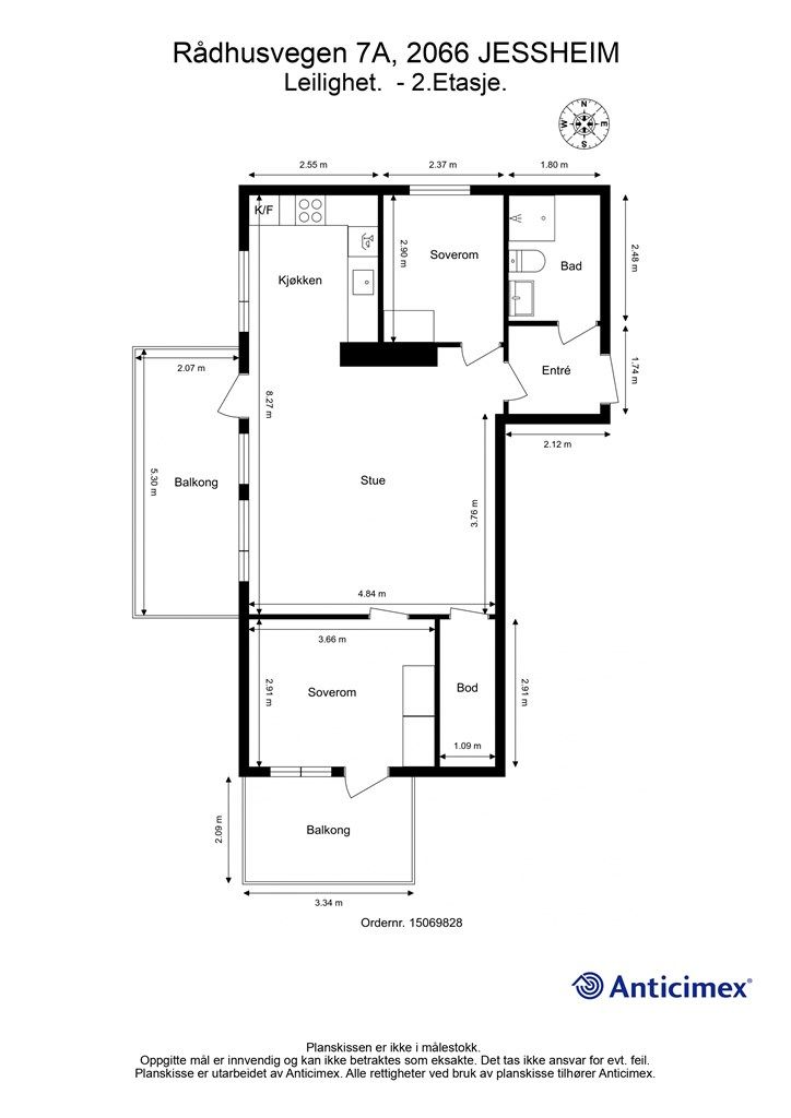 Plantegning med innvendige mål og himmelretning. 