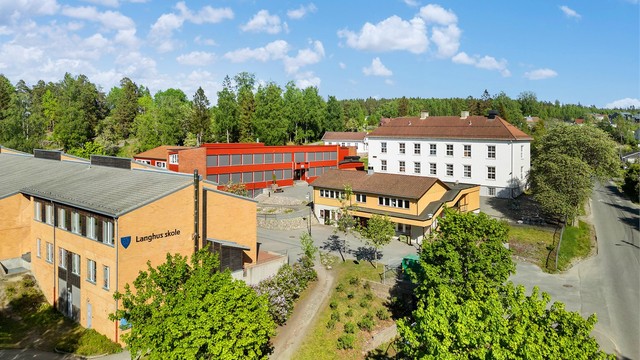 Kort vei til Langhus barneskole