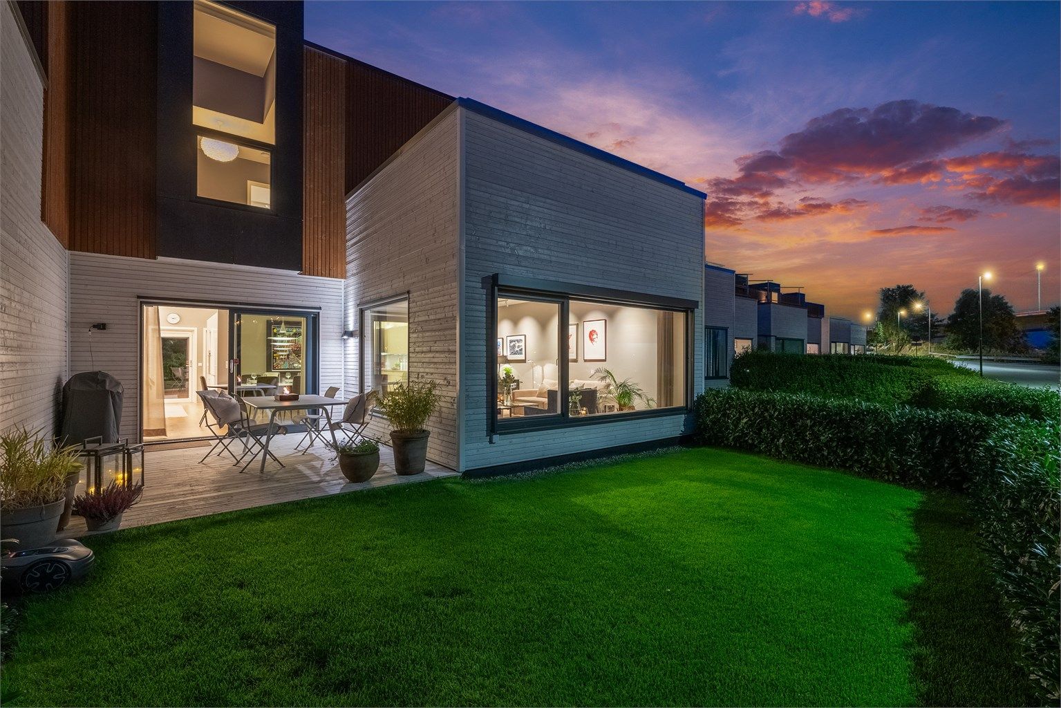 Lene Hviding v/Krogsveen har gleden av å presentere Sølysttunet 14.