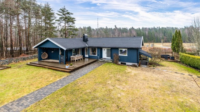 Marsveien 13 presenteres av Krogsveen.
Fotograf; Børge Oppegård.