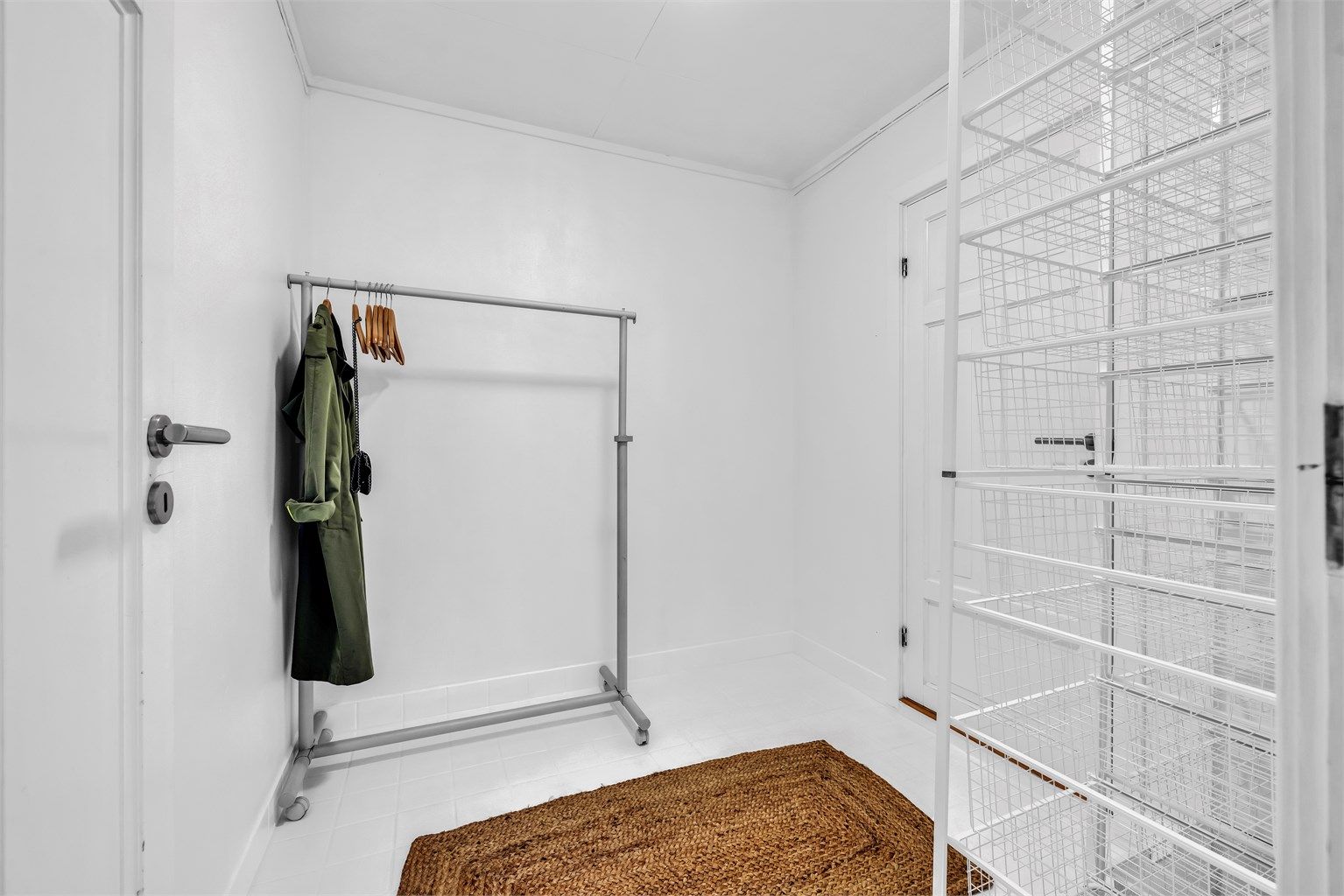 Det er meget gode oppebevaringsmuligheter i boligen.