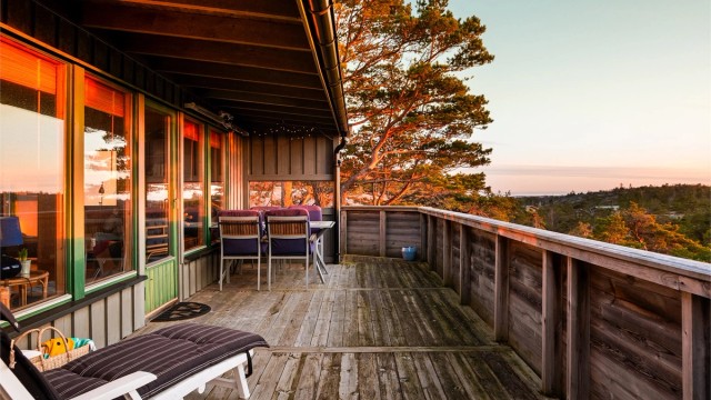 På terrassen sees sjøutsikt også rett ut mot havgapet i syd.