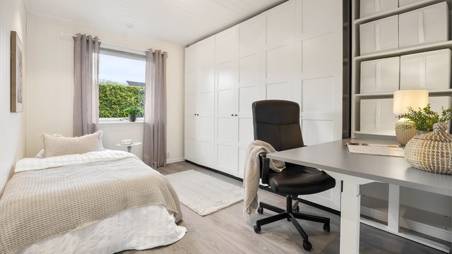Dette soverommet egner seg godt som kontor eller gjesterom.