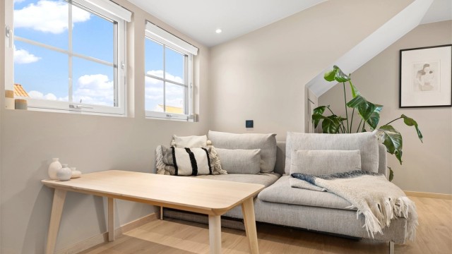 Området passer ypperlig som en ekstra tv-stue, lekestue, kontor eller det du måtte ha behov for.