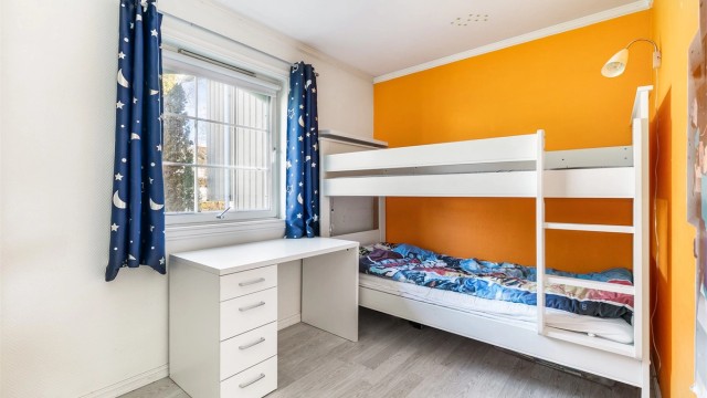 Fire soverom i andre etasje gir familien mulighet til å sove samlet på én flate. Dette er på ca. 9 kvm.