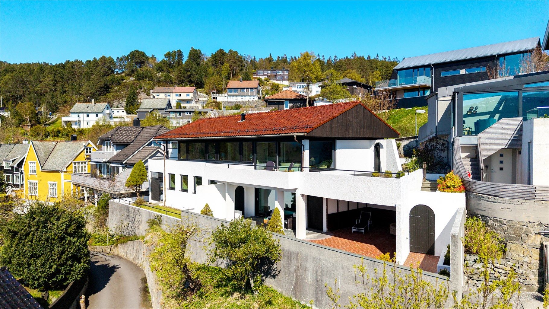 Velkommen til Volsdalsbakken 18 presentert av Krogsveen v/Eiendomsmegler/Partner Marit Stuen Aursnes