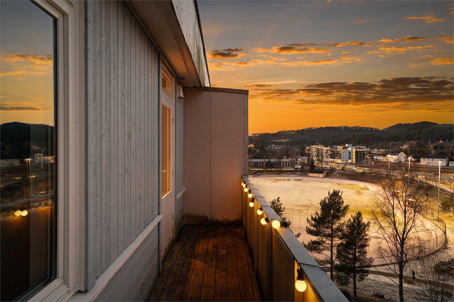 - Fin utsikt får man også fra denne balkongen -