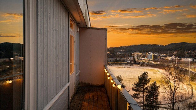 - Fin utsikt får man også fra denne balkongen -