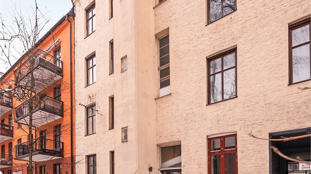 Leiligheten disponerer en kjellerbod på ca. 5,2 m² for ekstra lagring.