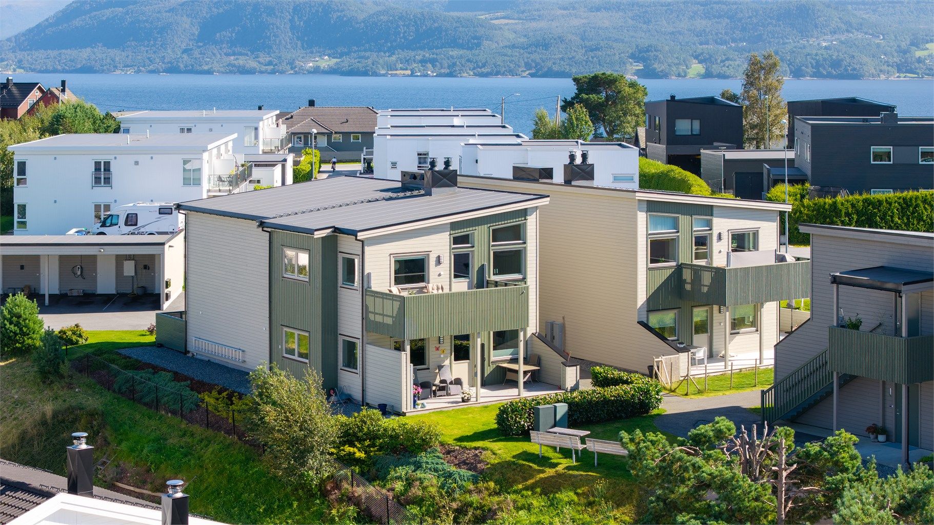 Dronebilde av fasade 
Foto: Stian Wiik