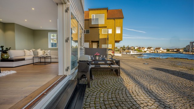 Flott uteområde! Hele området utenfor er eid av Stavanger kommune.