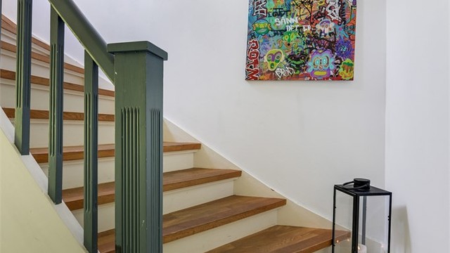 Trapp opp til 2. etasje.