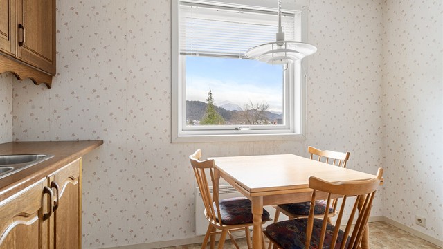 Spiseplass på kjøkkenet