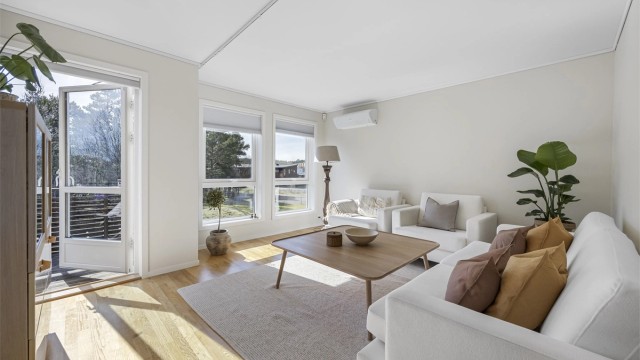 Stuen i andre etasje har utgang til en balkong på 6 m².