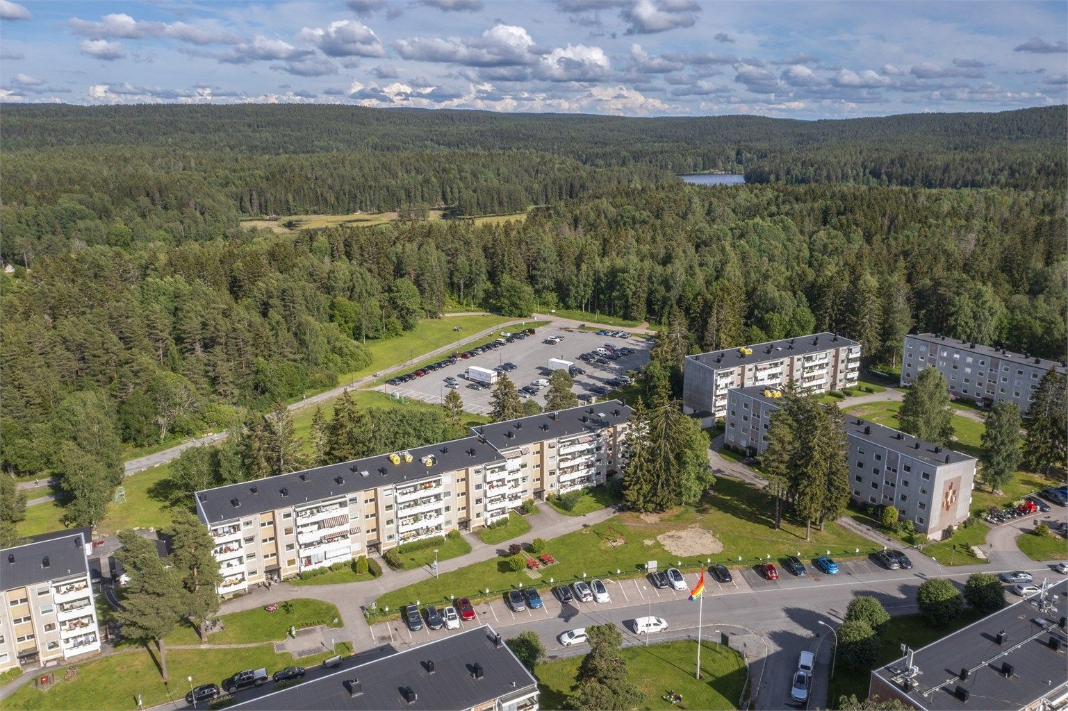 Bølerlia 153 er et unikt utgangspunkt for deg som verdsetter nærhet til naturen, med Østmarka som nærmeste nabo. Foto: Martine Eren Jacobsen