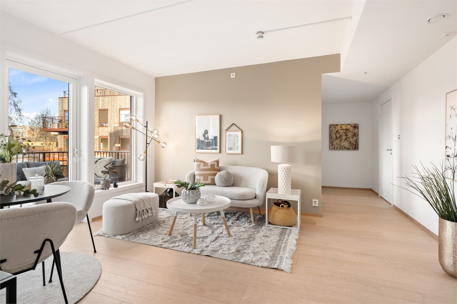 Smakfull og innflytningsklar 3-roms leilighet fra 2024 - leiligheten er med andre ord helt ny og ingen har bebodd leiligheten! Foto: Peter Futo/Cool Pics AS