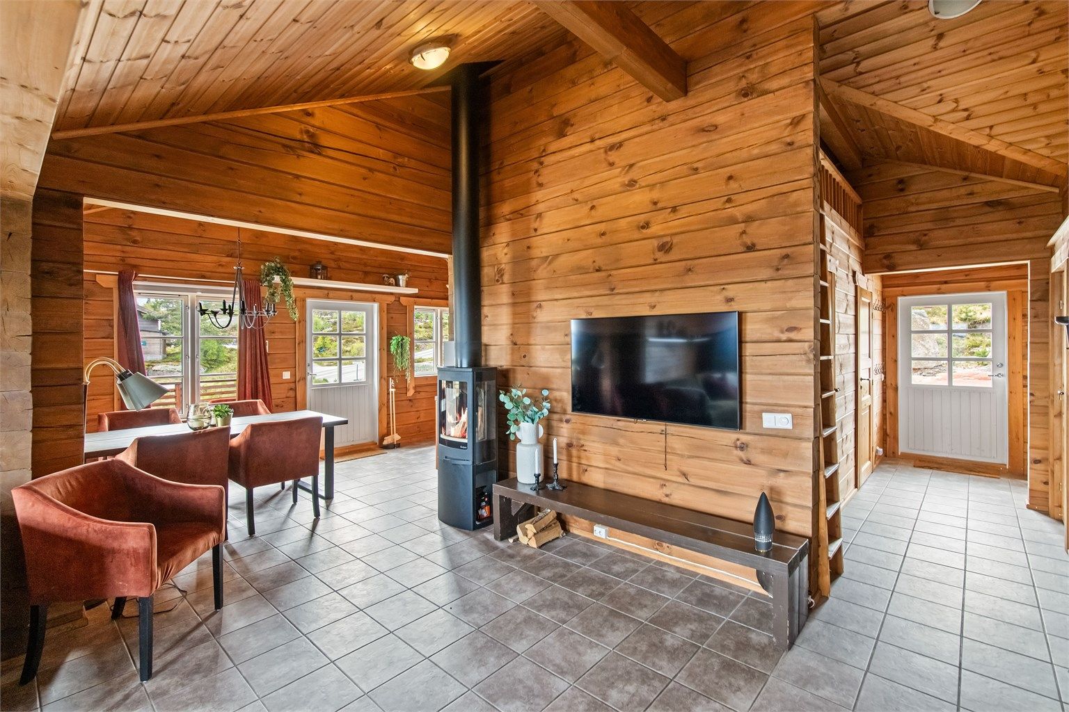 Peisovn med 3 glassider