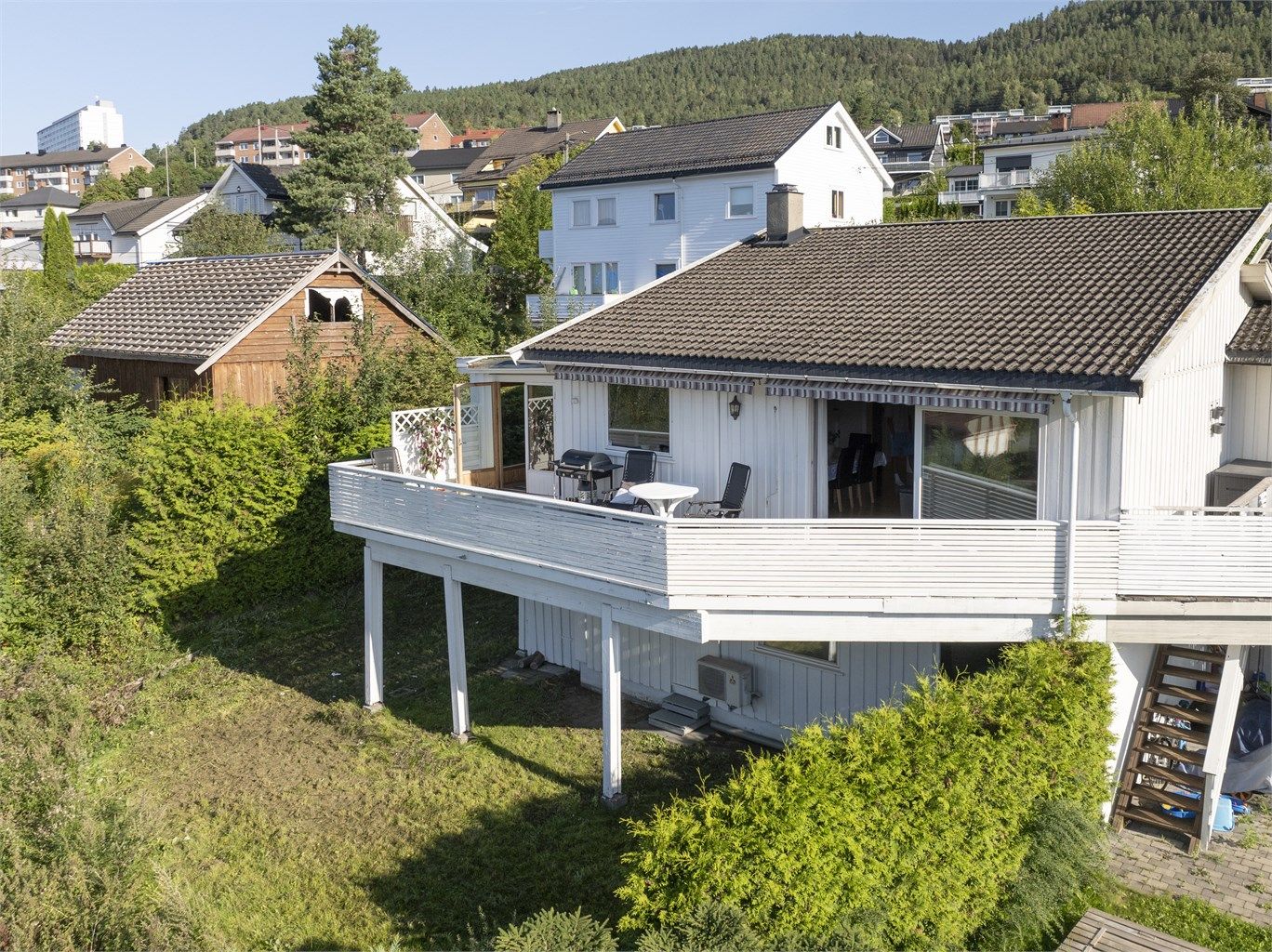Lyst og pent hus over 2 etasjer