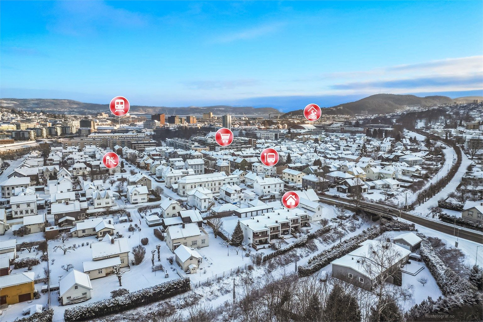 Her bor du i et rolig og attraktivt villastrøk, skjermet fra trafikk, men med kort gangavstand til sentrum, Drammen stasjon, skoler og barnehager. 
Foto: Haiman Askari