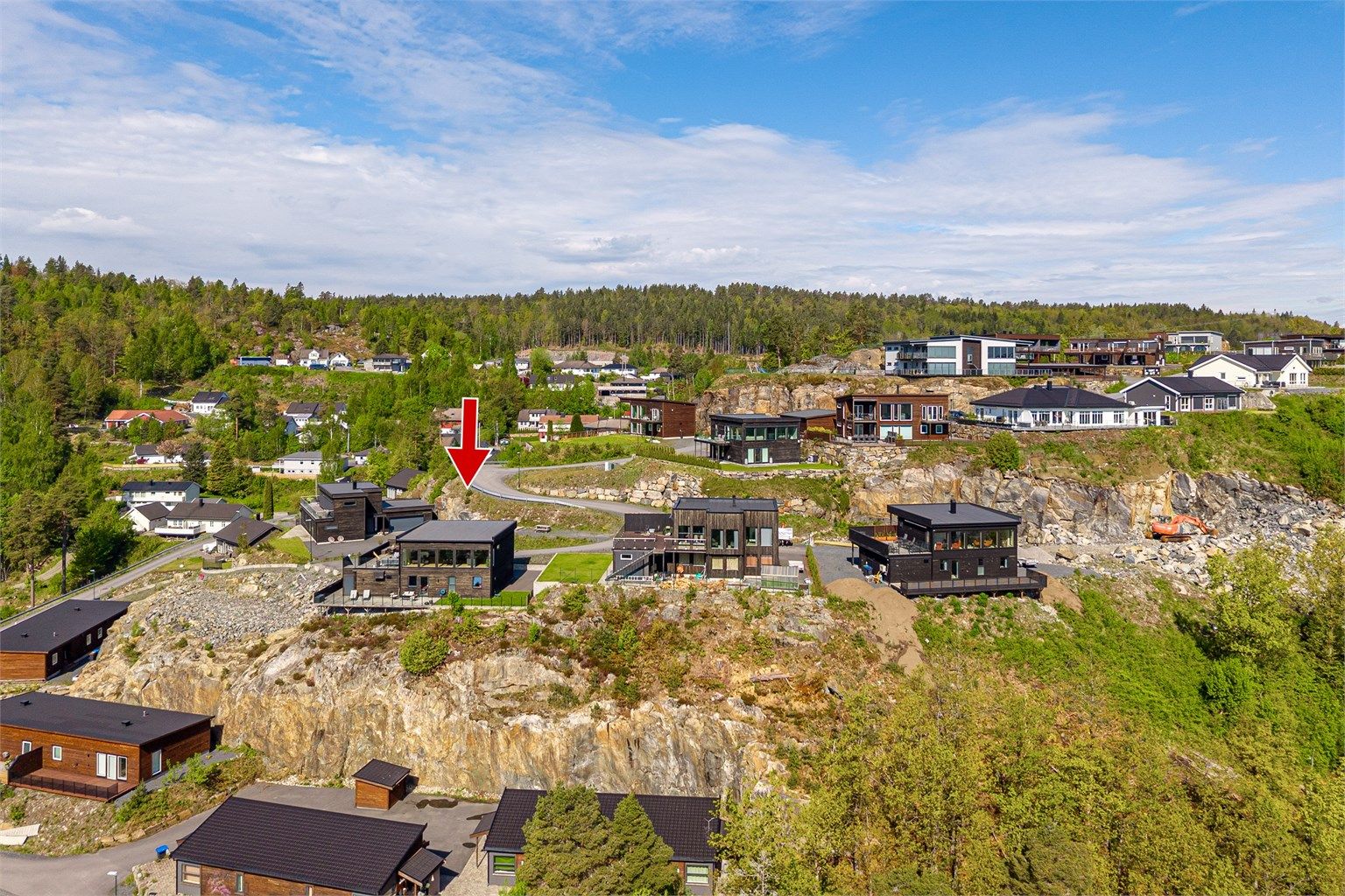 Lauvåsen - en fin plass å bo, sentralt til byen og Grenstøl.