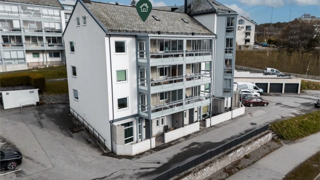 Borgundvegen 289A presenteres av Krogsveen v/eiendomsmegler Robert T. Iversen