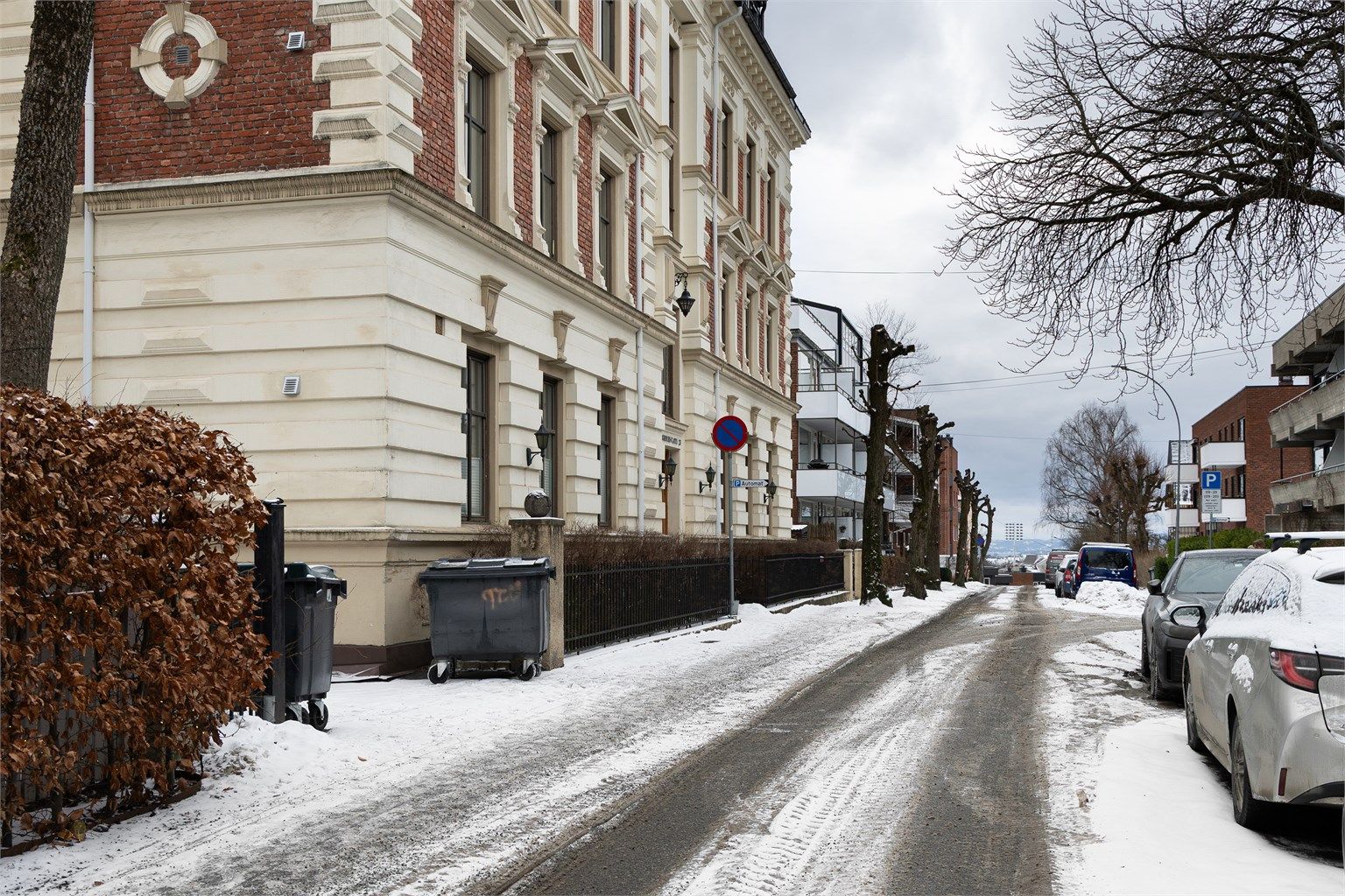 Leiligheten disponerer en kjellerbod på 2 m².