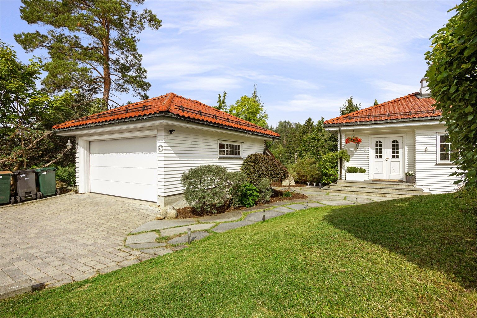 Parkering for en bil i garasje 