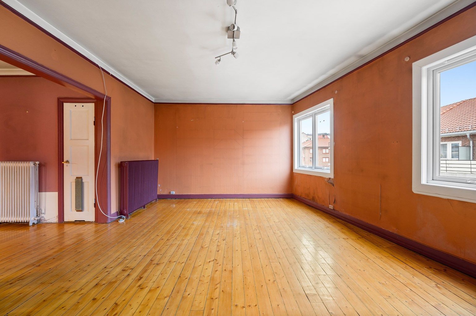 Eiendomsmegler Krogsveen v/Morten Frølich (907 00 849) ser frem til å ta deg i mot i Gruegata 23A!