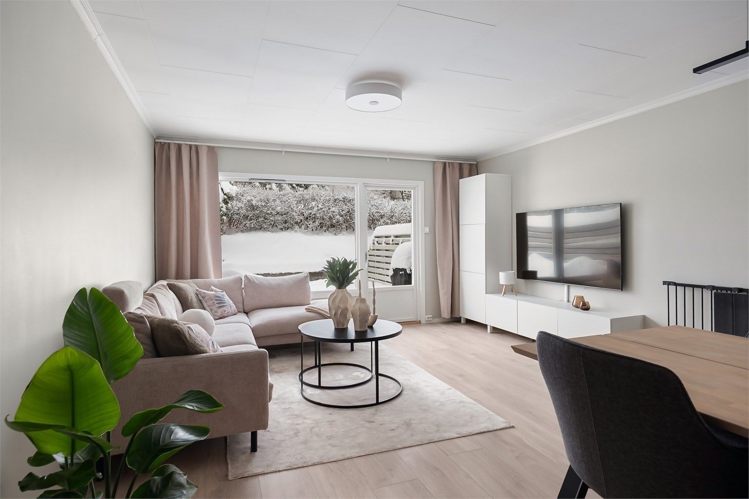 Innbydende rekkehus i familievennlig og bilfritt boligtun