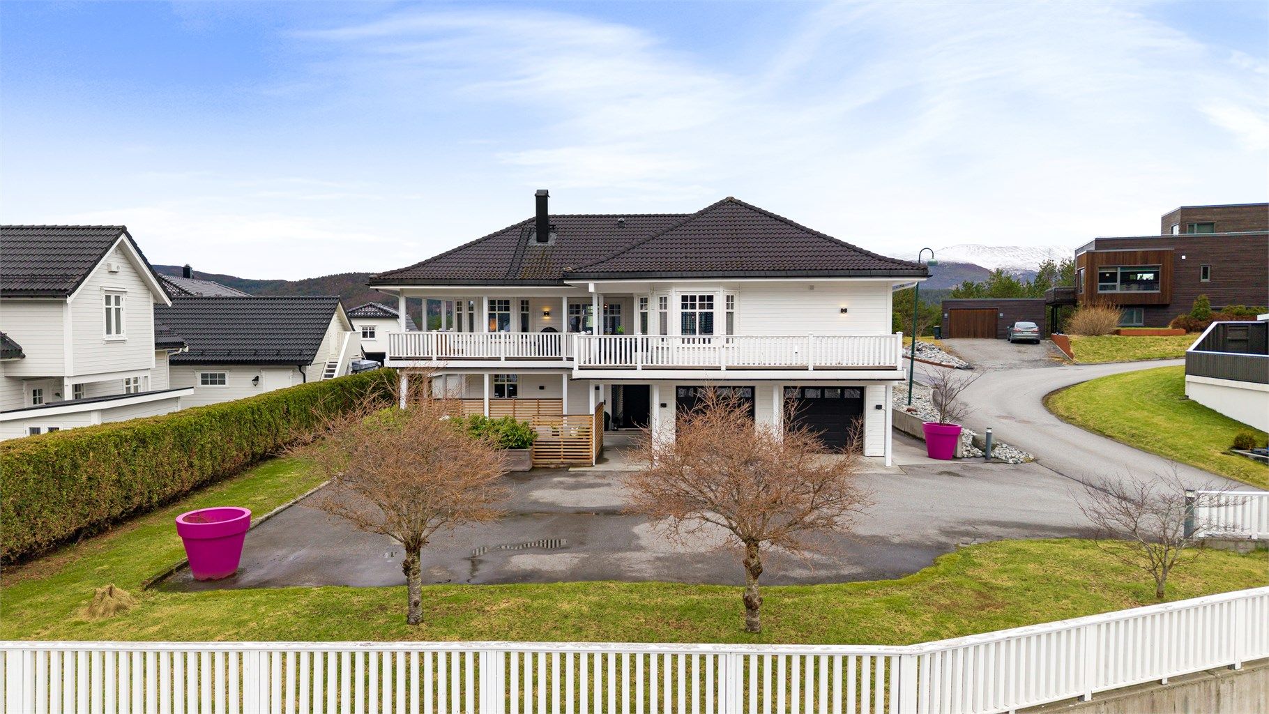 Velkommen til Østre Hovdenesveg 1 presentert av Eiendomsmegler/Partner Marit Stuen Aursnes