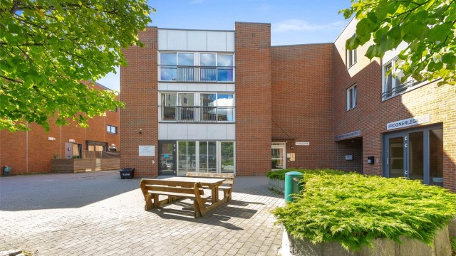 Velkommen til Dueveien 3! Presentert av Krogsveen v/Jørgen Løkenlien