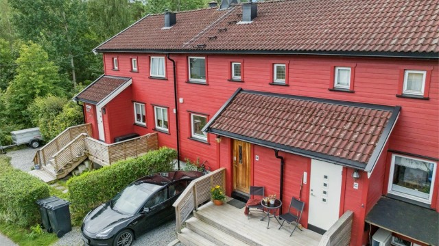 Velkommen til Kløverveien 13B, presentert av Anniken Øderud v/Krogsveen Nesodden