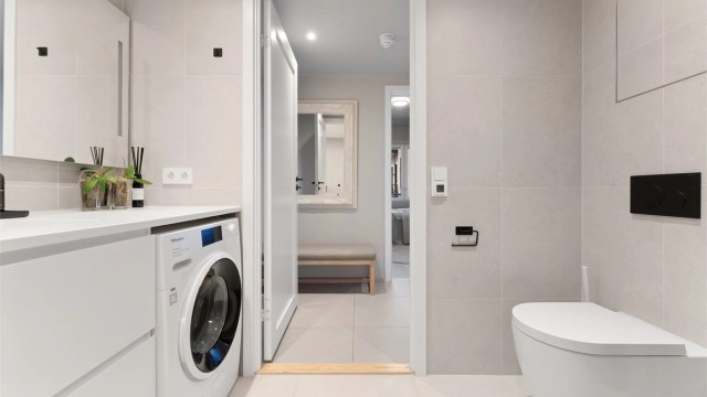 Dette badet har opplegg for vaskemaskin