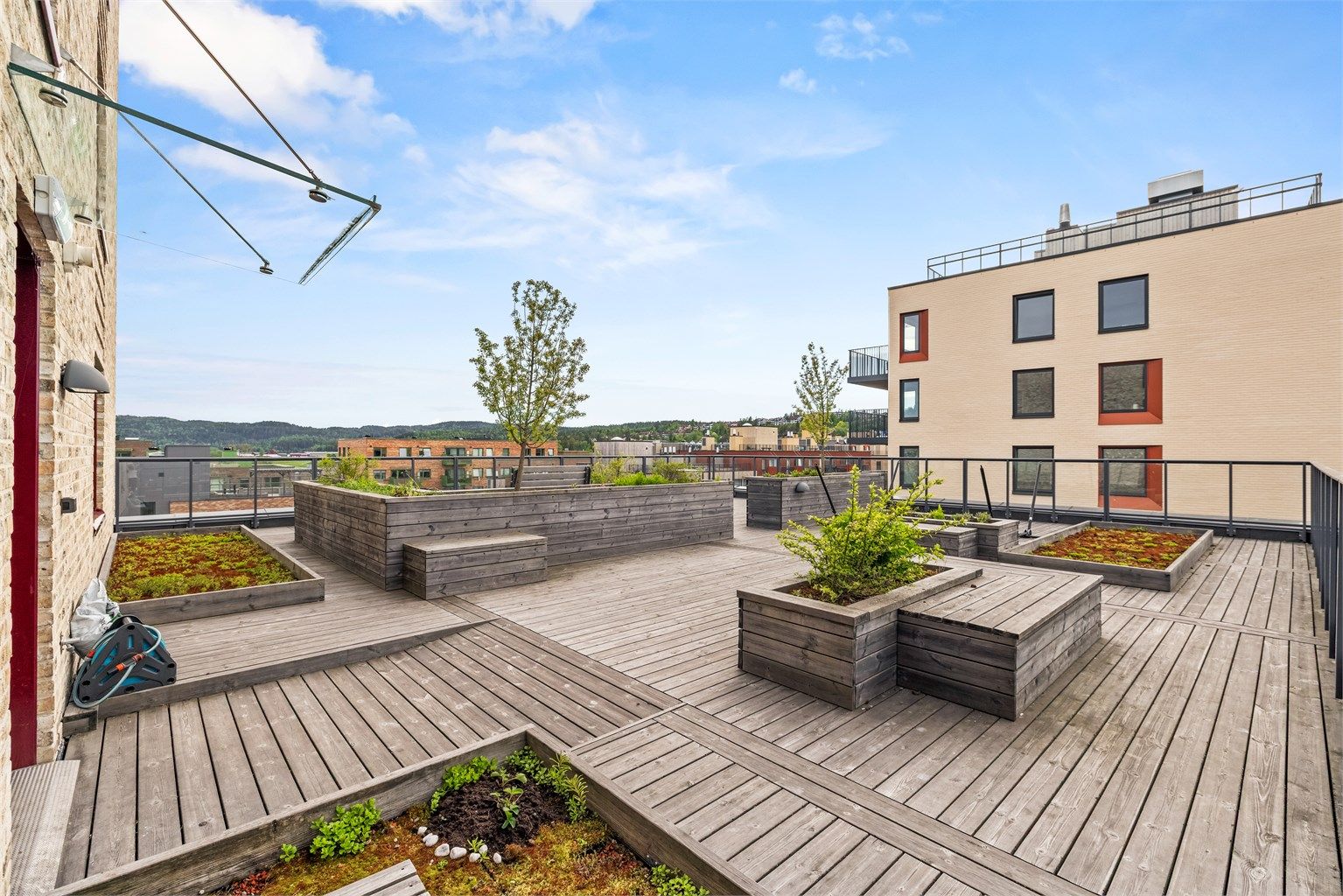 Nydelig takterrasse til felles benyttelse.