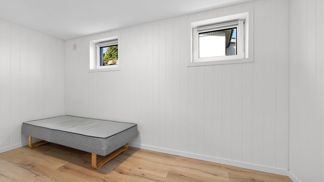 Et av rommene som i dag benyttes til soverom er opprinnelig en bod, og bruksendringen er ikke omsøkt.