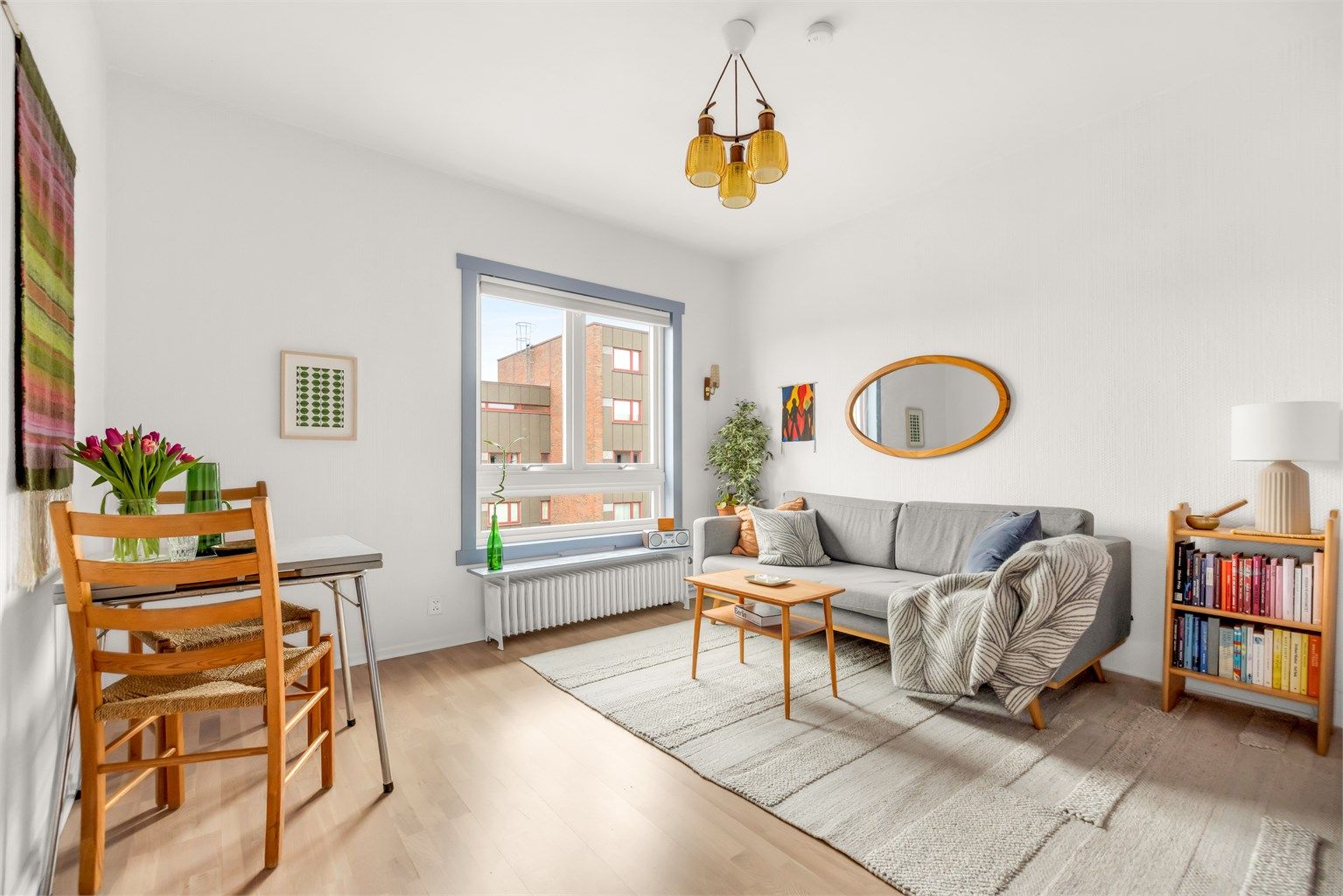 Sjarmerende og praktisk 1-roms leilighet i 5.etasje i enveiskjørt gate på idylliske Sagene. Megler: Anne Aartun/Krogsveen. Foto: Bjørnar Solberg