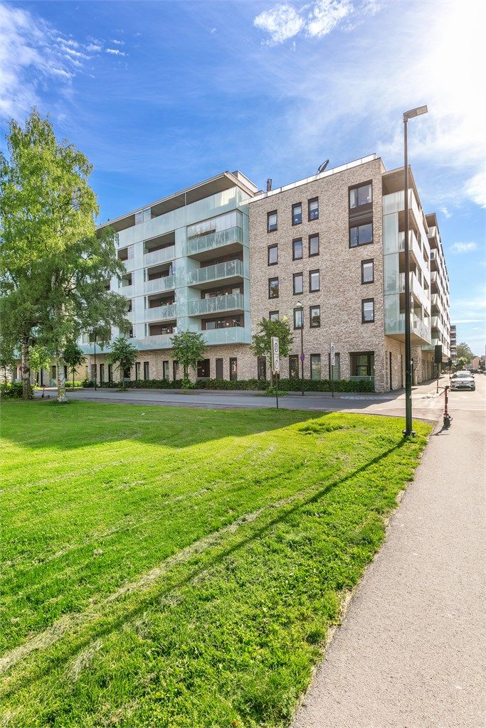 Leiligheten er plassert sentrum av Lillestrøm - nærmere bestemt i kvartalet Engebrets Promenade