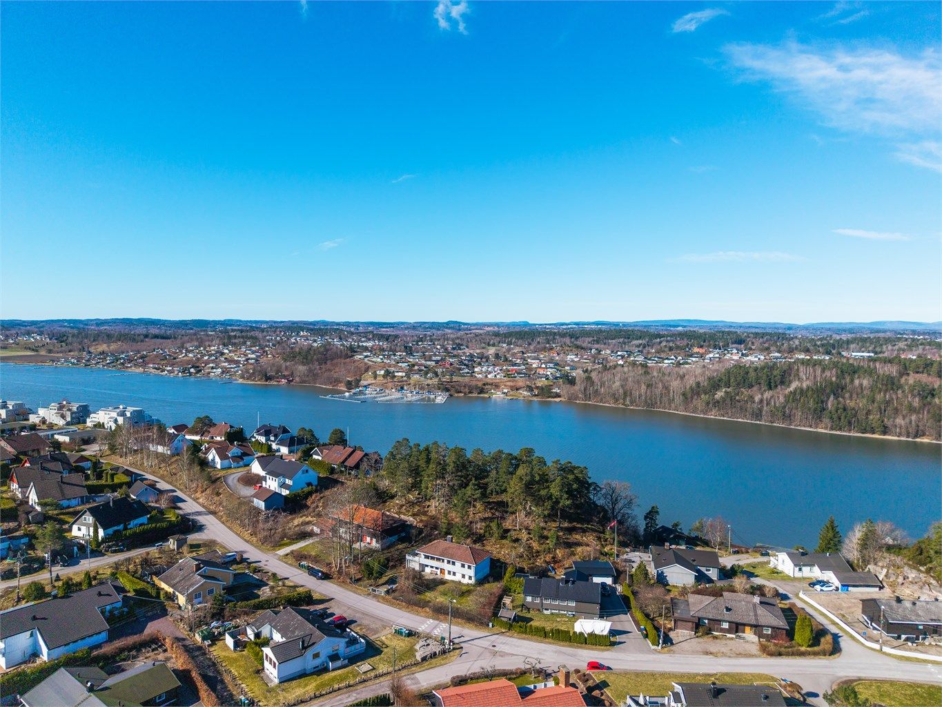 Et meget barnevennlig boligområde med nærhet til skoler, barnehager og lekeplasser.