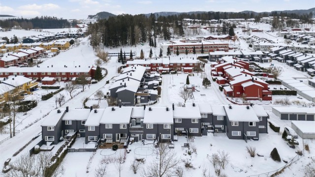 Fra boligen er det trygge internveier til barnehage og barneskole.